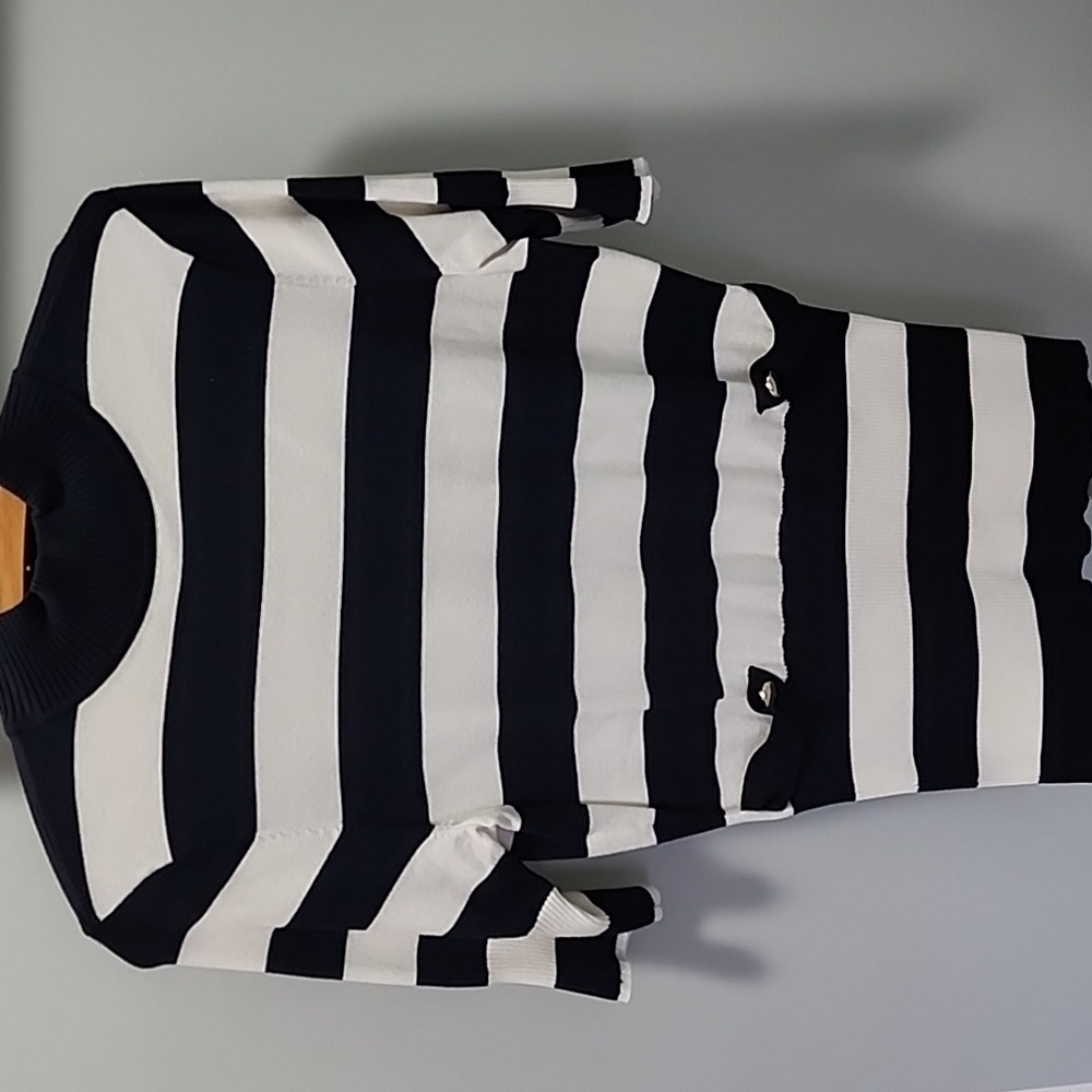 Cache striped top tee, Size M, Navy and White